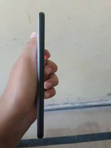 Google Pixel 4xl

6/64GB PTA Approved 5