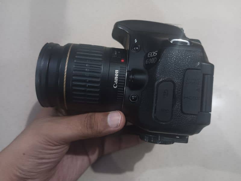 Canon 600D DSLR Camera – Mint Condition 3