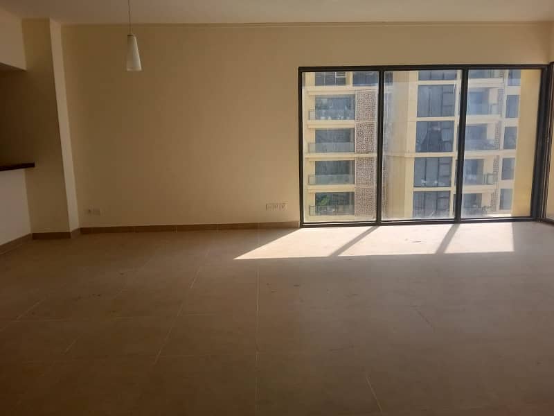 3 Bedroom Fully Sea Facing In Emaar Project 4