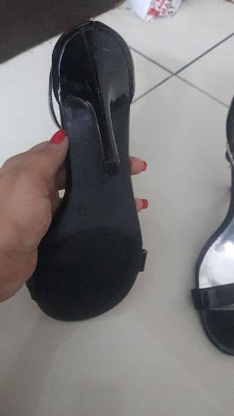 Selling heels 2