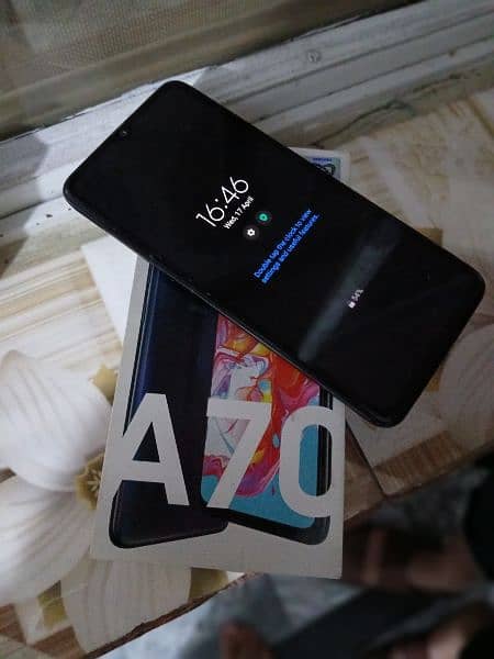 Samsung a70 0