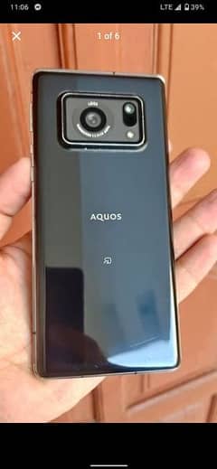 Aquos R6