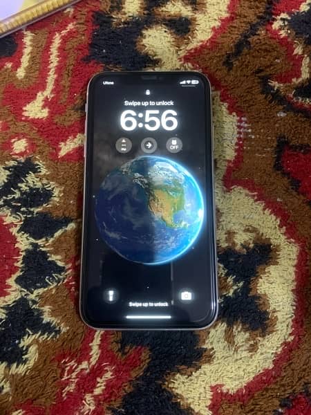 Iphone 11 256 GB ( Factory Unlock ) 1