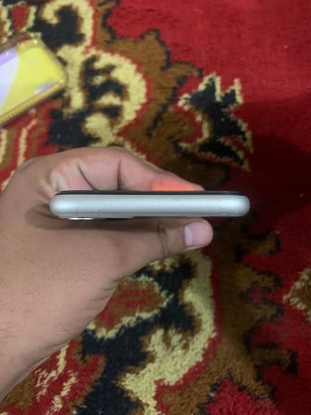 Iphone 11 256 GB ( Factory Unlock ) 5