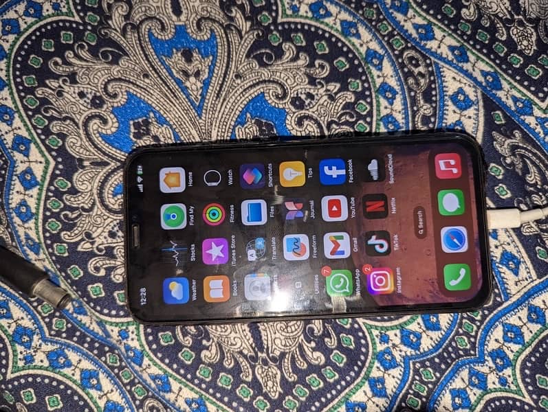 iphone 11 pro 7