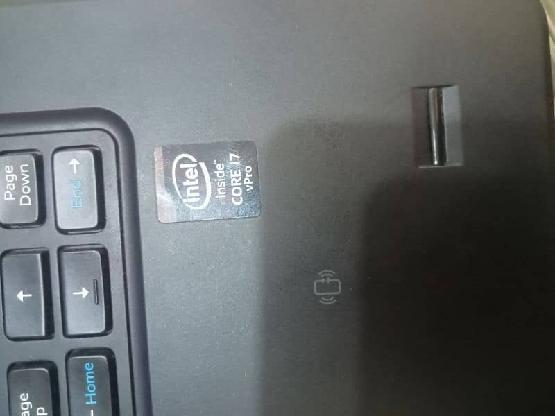 laptop core I7 v pro 1