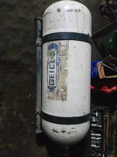 Suzuki Cultus 2013 Company Fitted CNG Cylinder With Original Kit