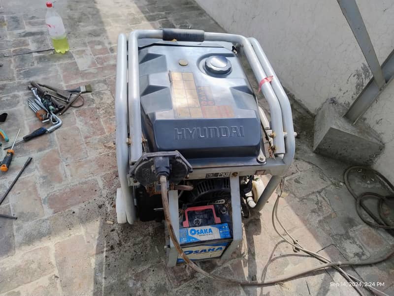 Hyundai 6 kVA Generator along with ATS Switch 0