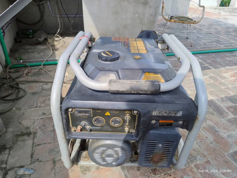 Hyundai 6 kVA Generator along with ATS Switch 4