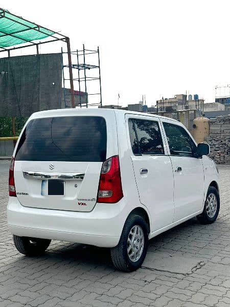 Suzuki Wagon R 2018 3