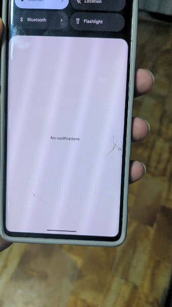 Pixel 7 Pro 128GB Front glass crack 1