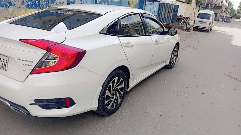 Honda Civic VTi Oriel Prosmatec 2018 3