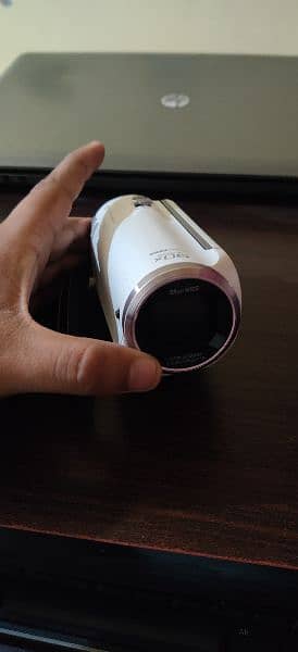 Handy camera Panasonic 90x zoom camera condition 10/9 0