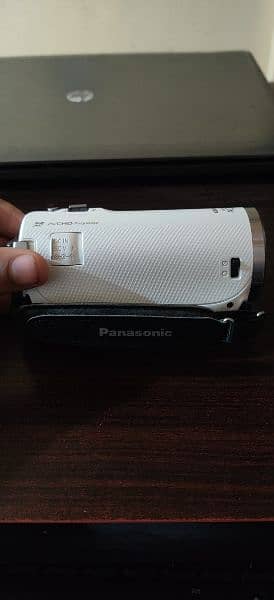 Handy camera Panasonic 90x zoom camera condition 10/9 2