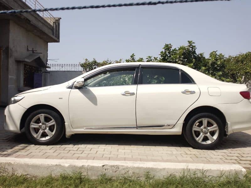 Toyota Corolla XLI 2011/2012 5