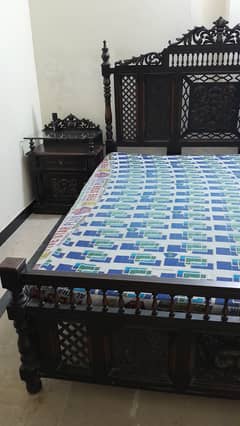 Chinoti King size Bed with side tables and mattress