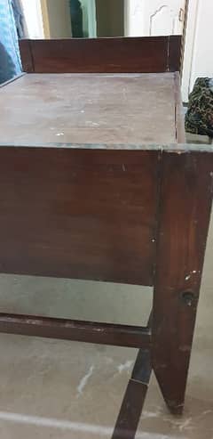 WOODEN SINGLE BED URGENT SALE  PRICE FINAL