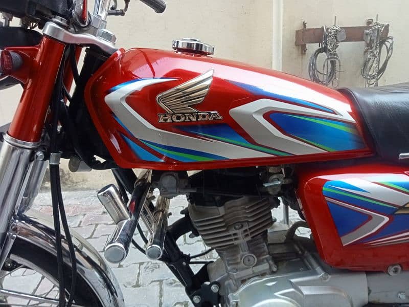 Honda CG 125 Bike for sell 4