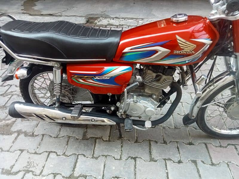 Honda CG 125 Bike for sell 6