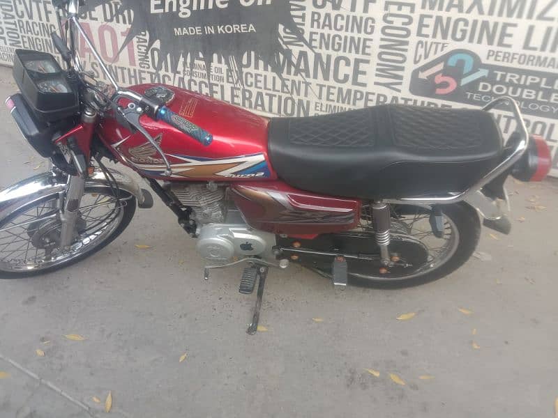 Honda 125  03094692245 0