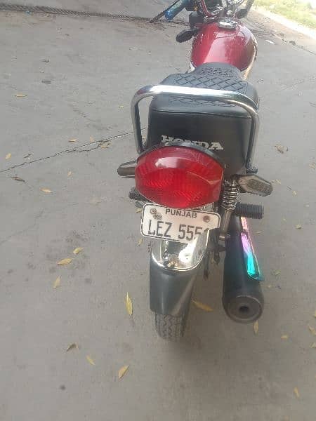 Honda 125  03094692245 1