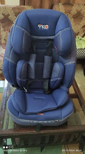 YKO car seat 2