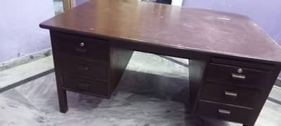 used Office table good condition 9/10