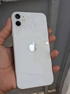 Iphone 11 factory unlock 128gb 10/10 condition Bh 96% waterpack