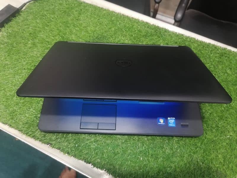 Dell 5540 i5 4th gen with 2 GB Navidia graphics card 5