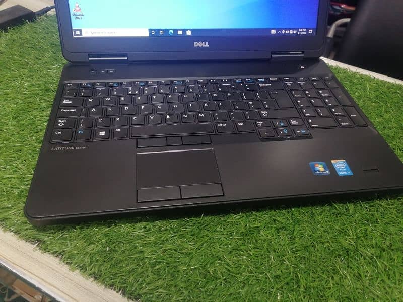 Dell 5540 i5 4th gen with 2 GB Navidia graphics card 9