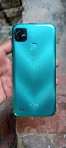 infinix smart HD ram 2/32 7