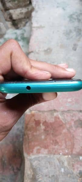 infinix smart HD ram 2/32 8