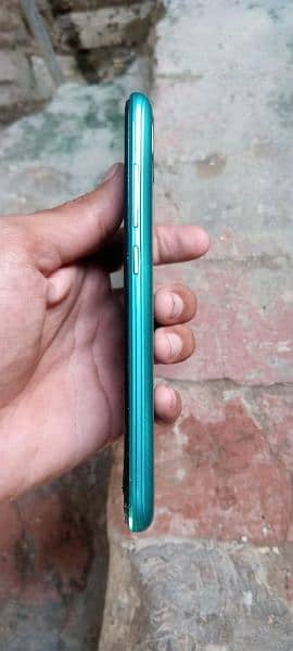 infinix smart HD ram 2/32 9