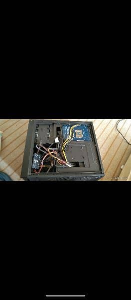 Lush condition gaming pc only use 3 months 0