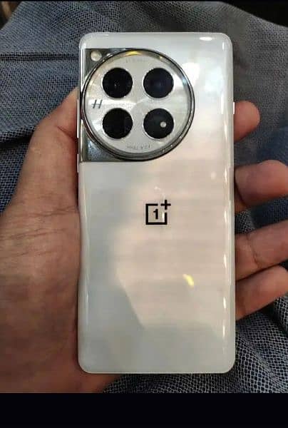 OnePlus12 0