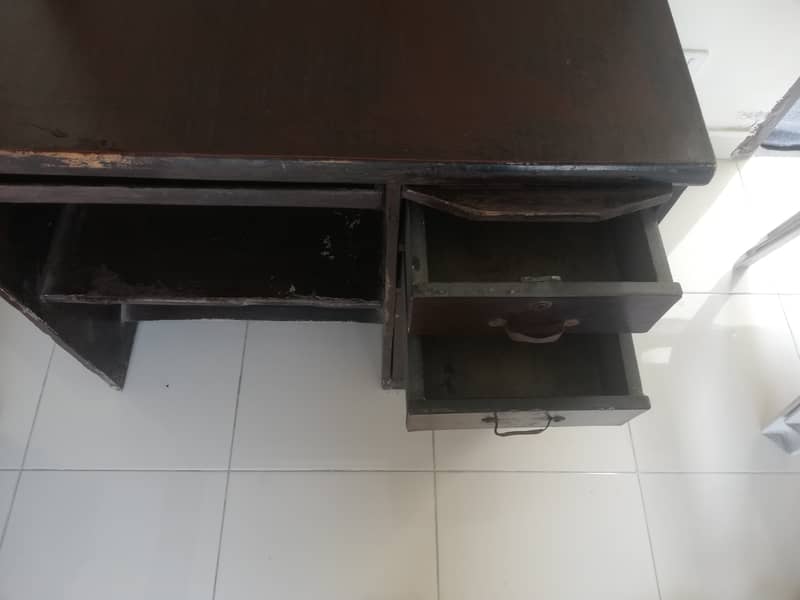 Computer table, dark brown color, one year old 1