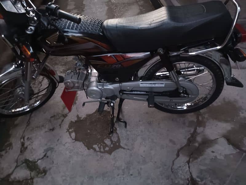 Honda CD 70 (2023+2022) model (03025424537) 12