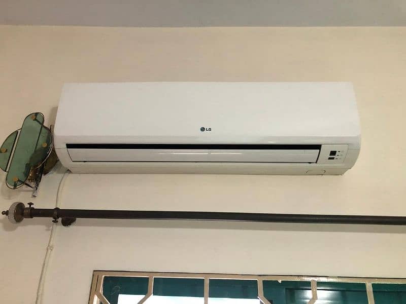 LG AC 1.5 Tons Cooling properly with Remote Control Contct 03005171081 0