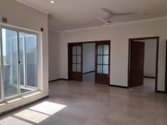 40*80 Beautiful House Upper Portion For Rent