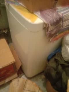 Washing machine with spinner for sale