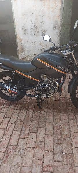 yamaha ybr125 18 model 2