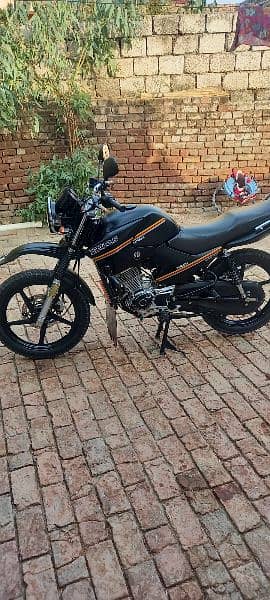 yamaha ybr125 18 model 4