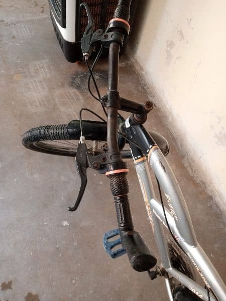 2 x Mountain bicycle in normal condition 18000 & 13000 3