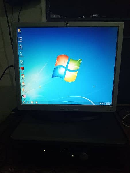 Dell computer for sale 2gb/160 condition 10/10 2