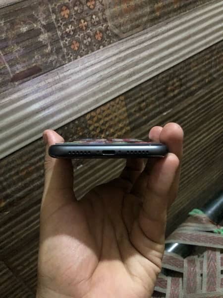 iPhone 11 Non Pta 8