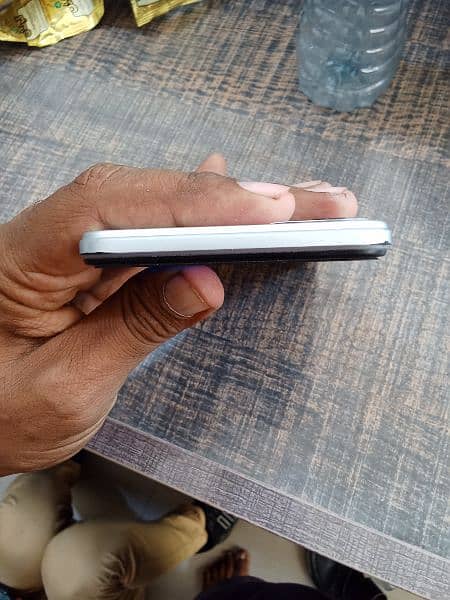 infinix hot 12 lash condition 6+5Ram 128 Rom full box 3