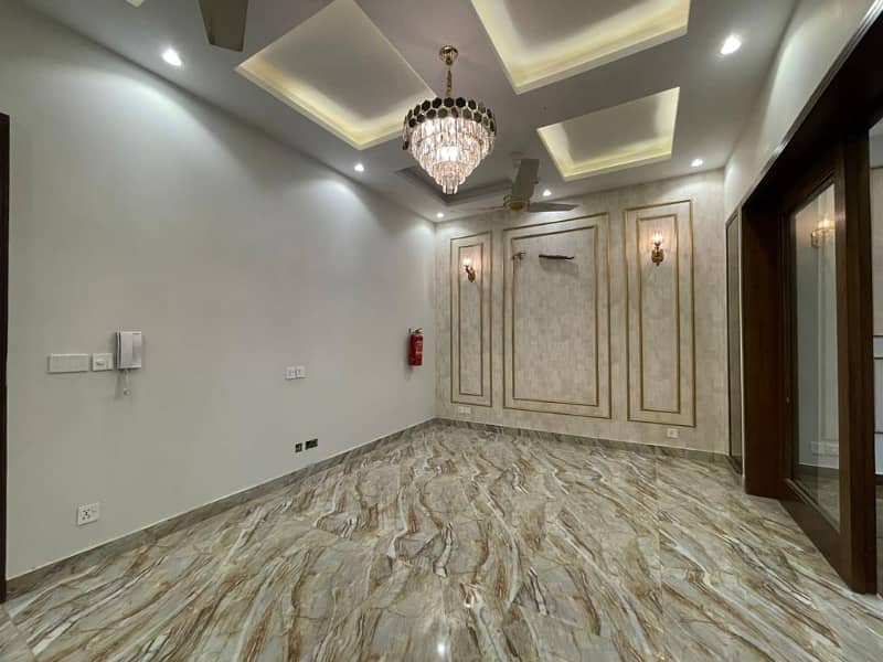 4 Beds 10 Marla Luxury House Available At Prime Location In DHA Phase 6 12