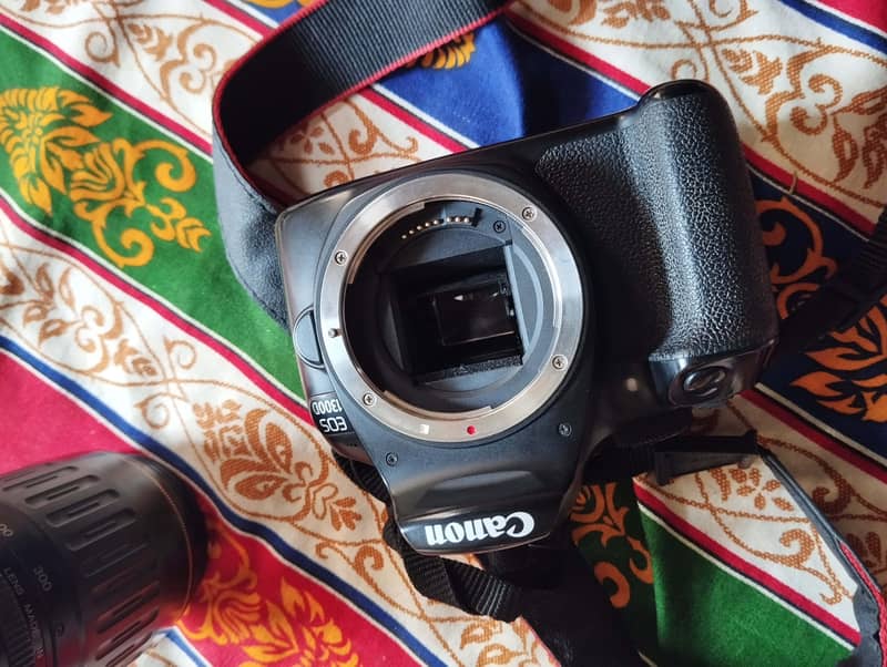 Canon 1300D 9