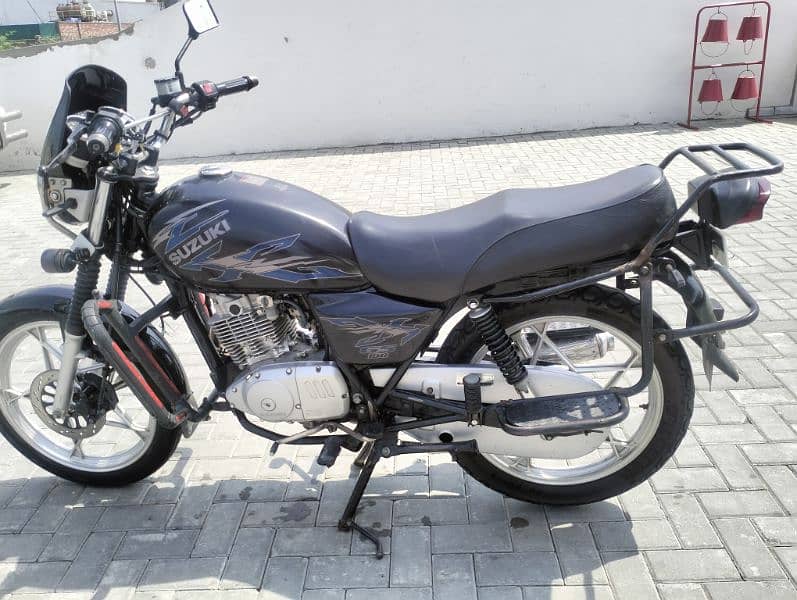 SUZUKI GS 150 SE 8