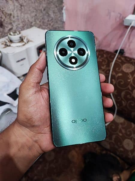 OPPO Reno 12F 12/256 5G just box open 4